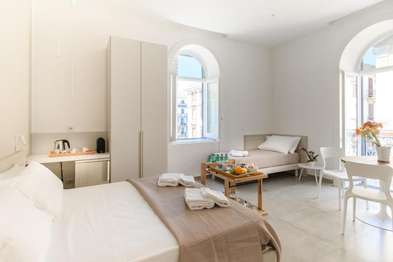Lux Caracciolo Bed and Breakfast Neapel Exteriör bild