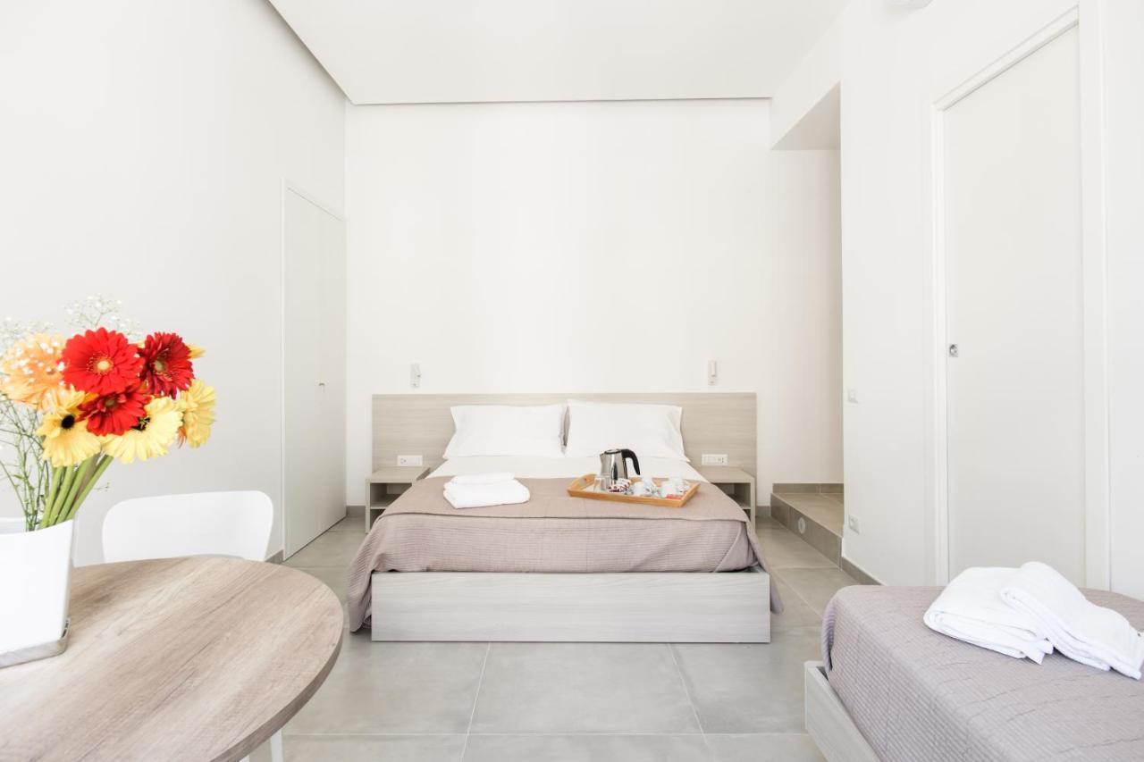 Lux Caracciolo Bed and Breakfast Neapel Exteriör bild