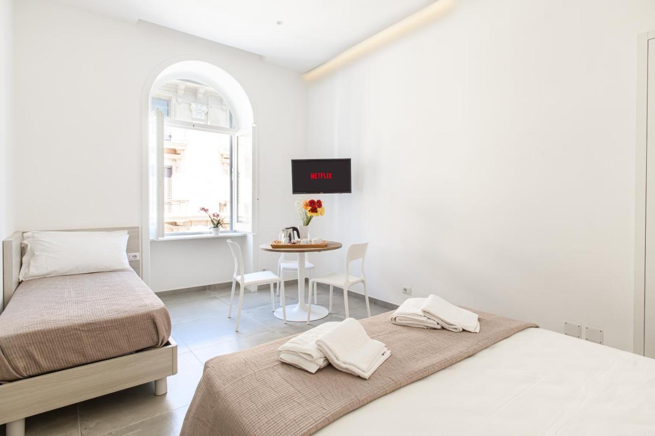 Lux Caracciolo Bed and Breakfast Neapel Exteriör bild